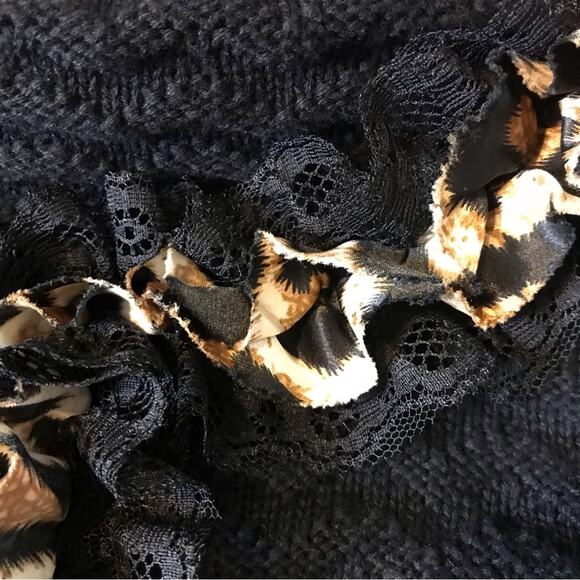 Chico’s Size Medium(8) Black Chevron Textured Knit Cardigan-Lace & Leopard Trim - Picture 9 of 14